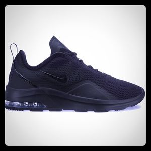 Nike Air Max Motion 2 Men's Sneakers